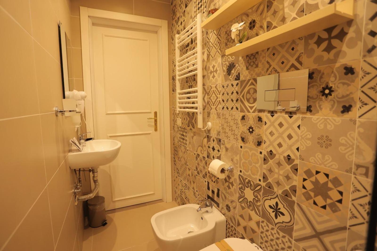 B&B Scarlatti 60 Naples Exterior photo
