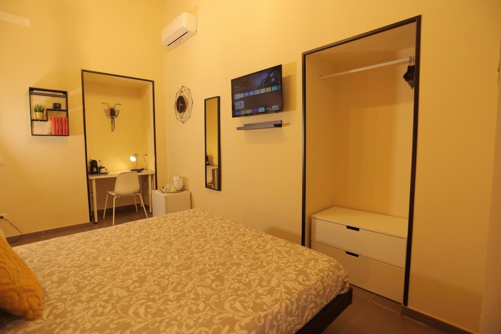 B&B Scarlatti 60 Naples Exterior photo